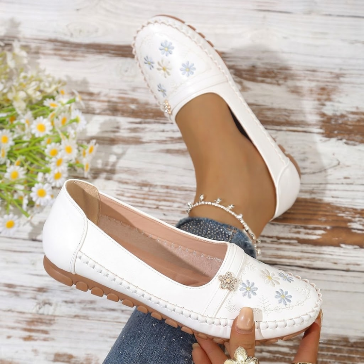 Vintage Floral Moccasin Loafers