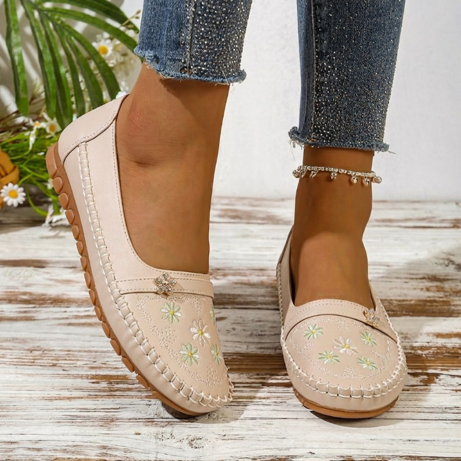 Vintage Floral Moccasin Loafers