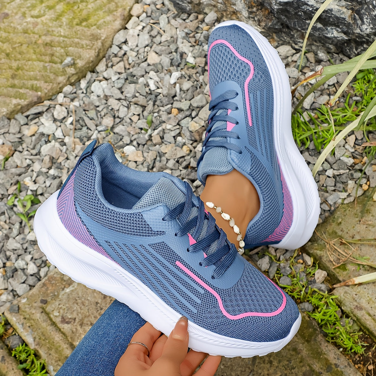 Casual Walking Shoes for Women - Chunky Sole Lace-Up Trainers